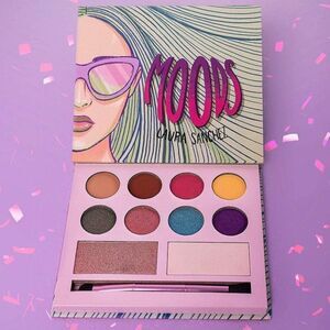 NWT MOODS Palette by Laura Sanchez